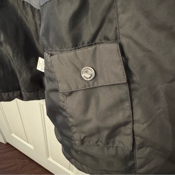 Very thick and warm jacket!!! - Picture 2 of 5